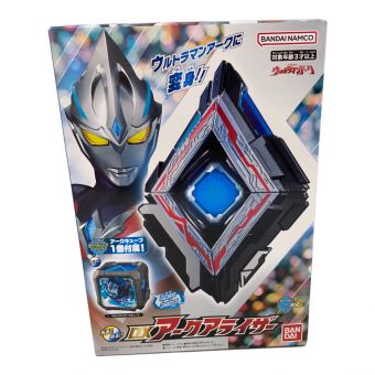 BANDAI (バンダイ) ウルトラマンアークDXアークアライザー