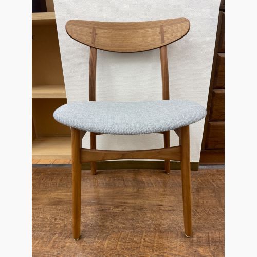 Carl Hansen&Son (カールハンセンアンドサン) ダイニングチェアー ブラウン×グレー CH30 ハンズ・J・ウェグナー