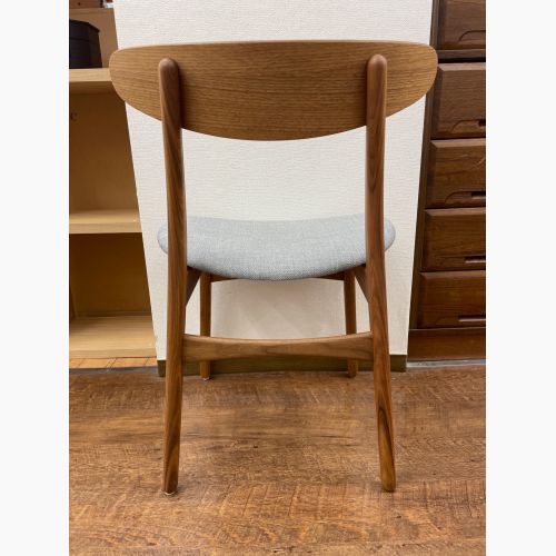 Carl Hansen&Son (カールハンセンアンドサン) ダイニングチェアー ブラウン×グレー CH30 ハンズ・J・ウェグナー