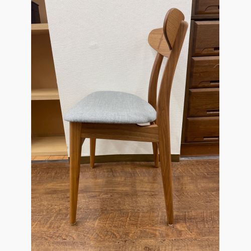 Carl Hansen&Son (カールハンセンアンドサン) ダイニングチェアー ブラウン×グレー CH30 ハンズ・J・ウェグナー