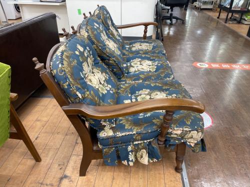 飛騨産業 (ヒダサンギョウ) 3人掛けソファー ブルー×ホワイト  花柄 穂高