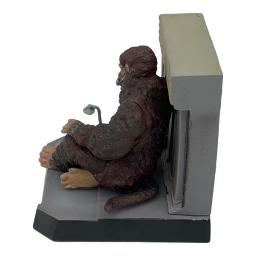 ウルトラマン フィギュア 五郎とゴロー｜トレファクONLINE