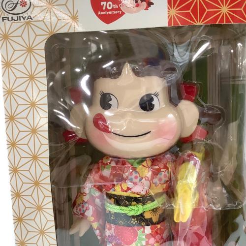 不二家 (フジヤ) ペコちゃん人形 お着替え付き 2020