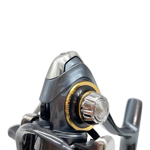 DAIWA (ダイワ) リール THEORY 2004H スピニングリール