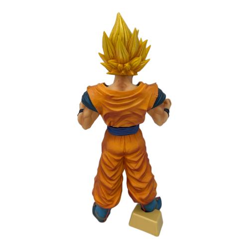 BANPRESTO (バンプレスト) フィギュア 箱無し 台座付 Grandista 超サイヤ人 孫悟空 フィギュア