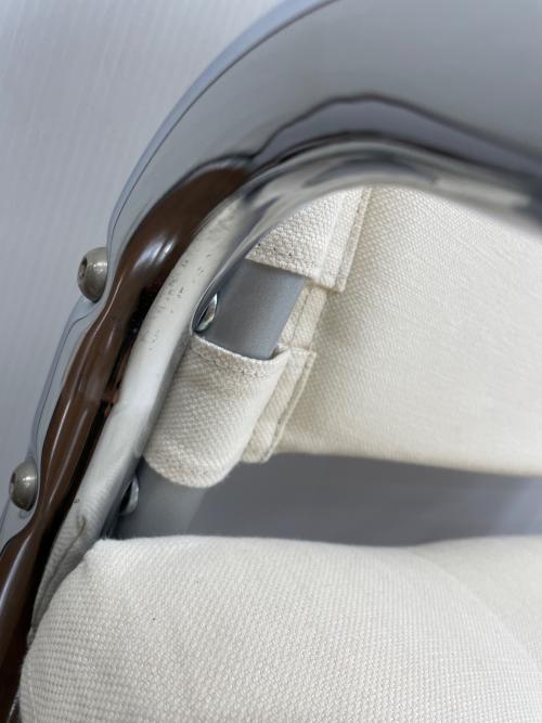 innovator (イノベーター) キャプテンチェア ホワイト