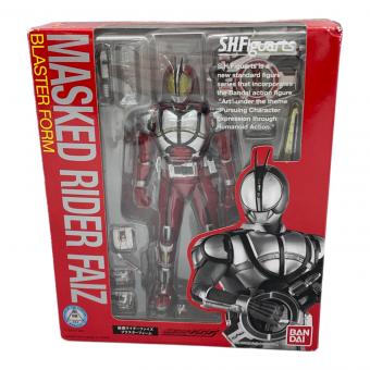 BANDAI (バンダイ) フィギュア 仮面ライダーファイズ ブラスターフォーム S.H.Figuarts