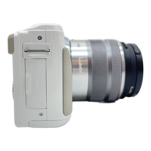 Panasonic (パナソニック) ミラーレス一眼カメラ DMC-GF6 ダブルズームキット