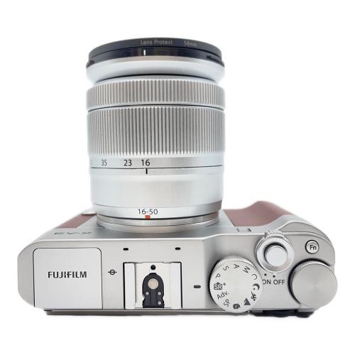 FUJIFILM (フジフィルム) ミラーレス一眼カメラ X-A3 レンズキット・ケース付き