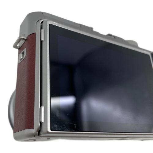 FUJIFILM (フジフィルム) ミラーレス一眼カメラ X-A3 レンズキット・ケース付き