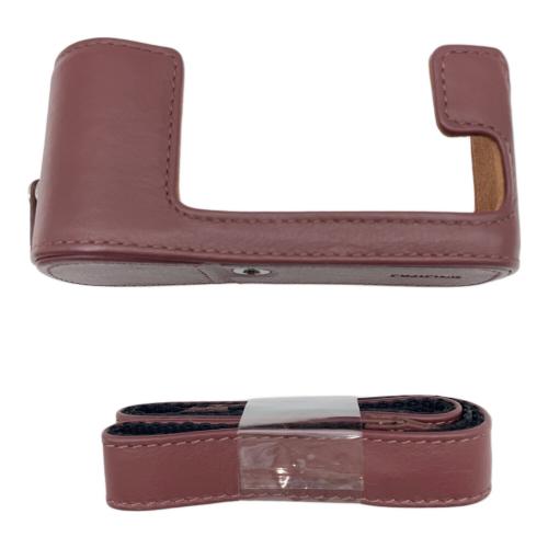 FUJIFILM (フジフィルム) ミラーレス一眼カメラ X-A3 レンズキット・ケース付き