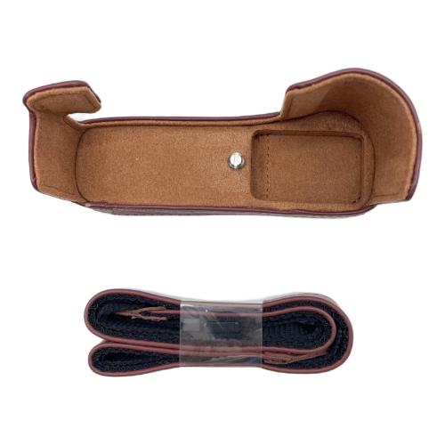 FUJIFILM (フジフィルム) ミラーレス一眼カメラ X-A3 レンズキット・ケース付き