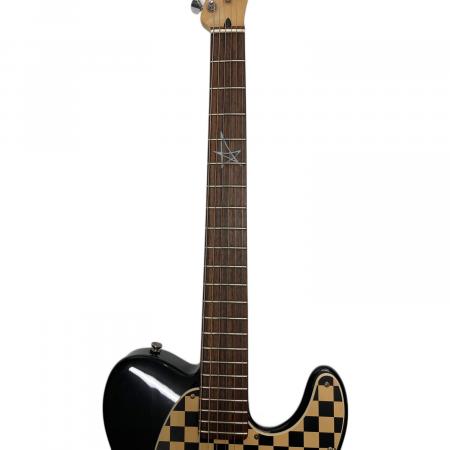 Squier by FENDER (スクワイヤー バイ フェンダー) AVRIL LAVIGNE