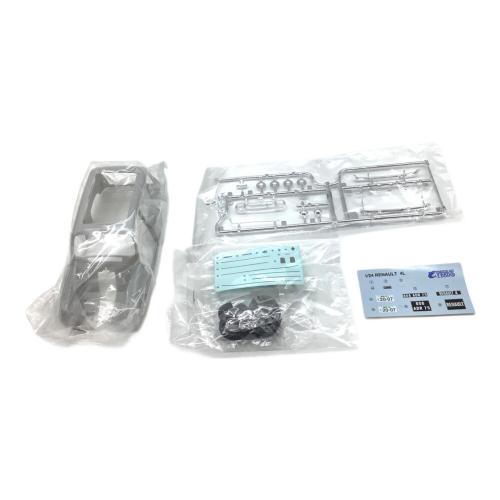 EBBRO (エブロ) 1/24 Renault 4L