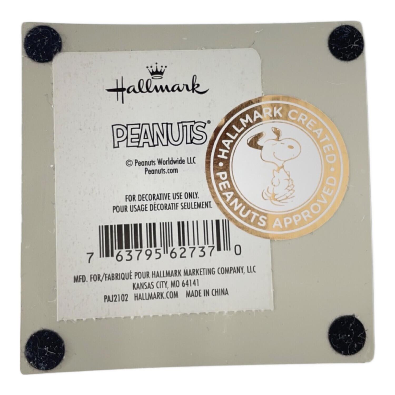 ホールマーク hallmark　70周年記念フィギュア　スヌーピー HALLMARK (ホールマーク) フィギュア スヌーピー｜トレファクONLINE