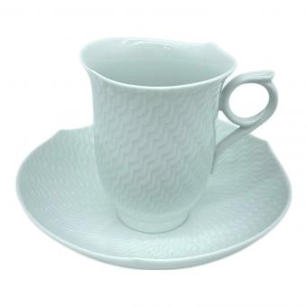 Meissen (マイセン) カップ&ソーサー 波の戯れホワイト