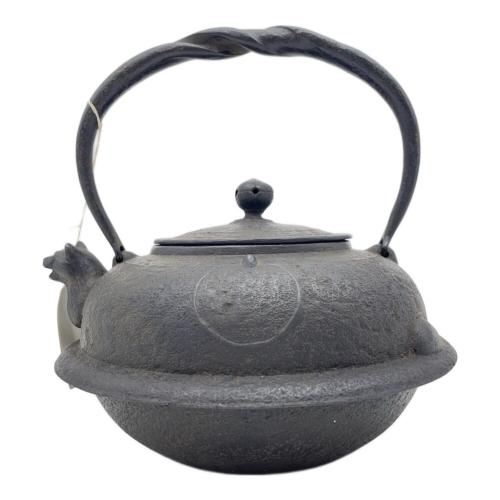 南部鉄器 (ナンブテッキ) 鉄瓶