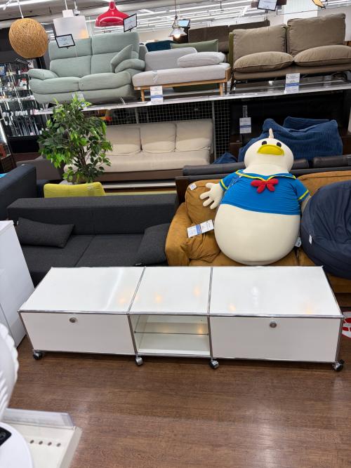 USM Haller (ユーエスエムハラー) キャスター付AVボード ホワイト