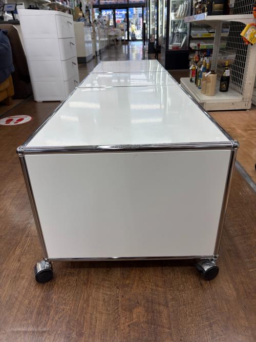 USM Haller (ユーエスエムハラー) キャスター付AVボード ホワイト