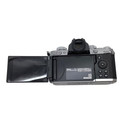 Nikon (ニコン) ミラーレス一眼カメラ Z fc｜トレファクONLINE