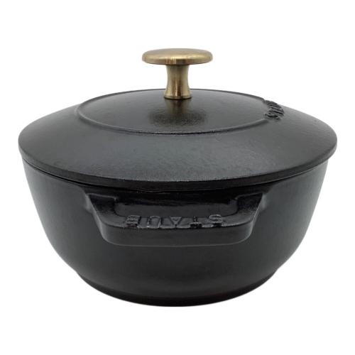 Staub　両手鍋　ピコ・ココット ラウンド