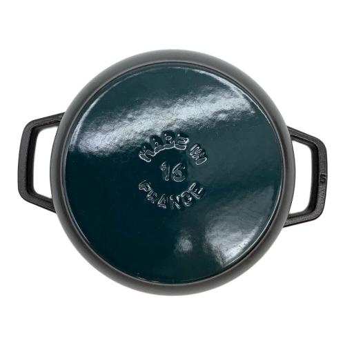 Staub　両手鍋　ピコ・ココット ラウンド