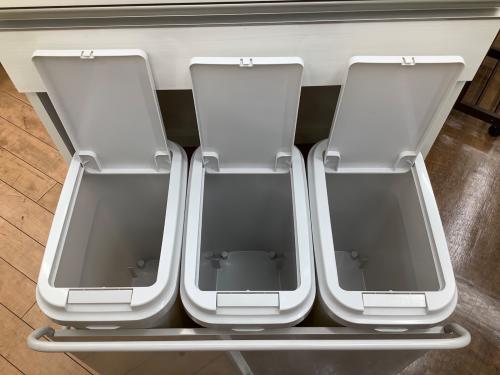 ニトリ 食器棚 ホワイト