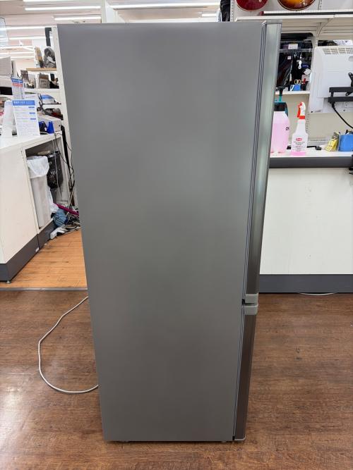 TCL (ティーシーエル) 2ドア冷蔵庫 F173BFN 2023年製　173L
