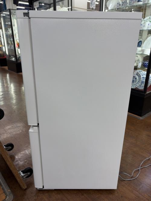 Hisense (ハイセンス) 2ドア冷蔵庫 HR-G13C-W 135L