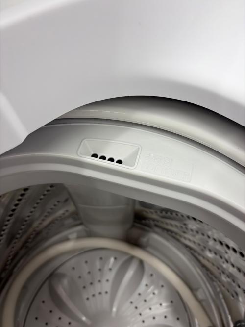 Hisense (ハイセンス) 全自動洗濯機 AT-WM5511-WH 2020年製 5.5kg