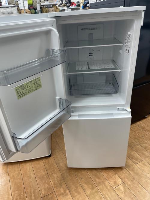 SHARP (シャープ) 2ドア冷蔵庫 SJ-D15J-W 2023年製 377 152L