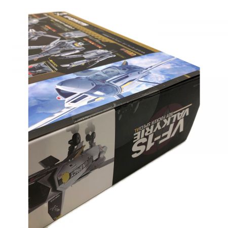 BANDAI SPIRITS (バンダイ スピリッツ) フィギュア DX超合金 初回限定版 VF-1S バルキリー ロイ・フォッカースペシャル 「超時空要塞マクロス」