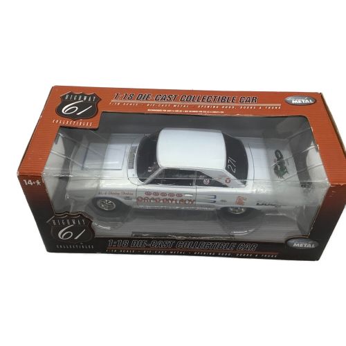 Highway61 (ハイウェイ61) ダイキャストカー 1/18 1967 DODGE COLONET B/T DRAGONLADY