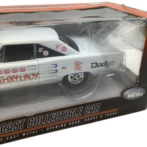 Highway61 (ハイウェイ61) ダイキャストカー 1/18 1967 DODGE COLONET B/T DRAGONLADY