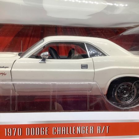 モデルカー 1/18 1970 Dodge Challenger R/T(ホワイト) [HWY-18008]