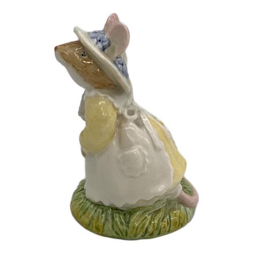 ROYAL DOULTON (ロイヤルドルトン) フィギュリン ブランベリーヘッジ