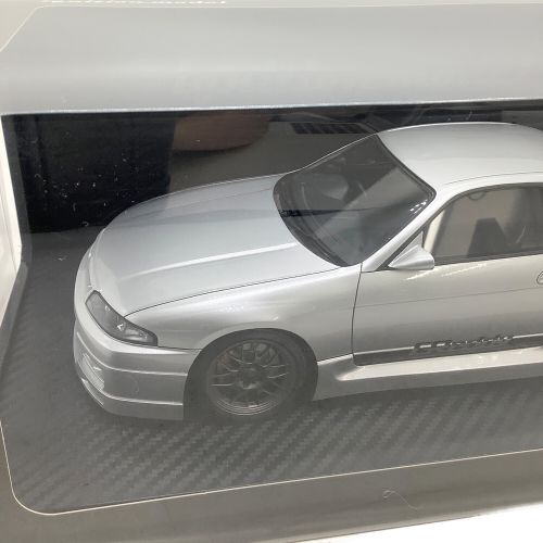 ignition model (イグニッションモデル) 1/18スケールミニカー GReddy GT-R (BCNR33) Silver