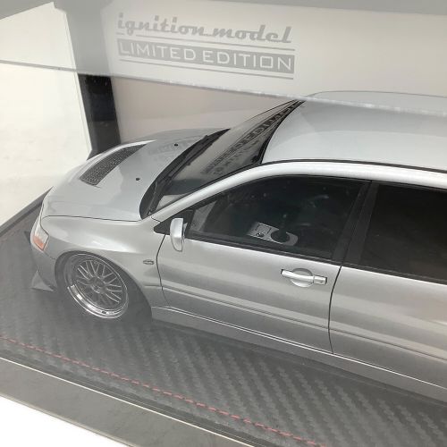 ignition model (イグニッションモデル) 1/18スケールミニカー With Engine WEB限定モデル Mitsubishi Lancer Evolution Wagon (CT9W) Silver