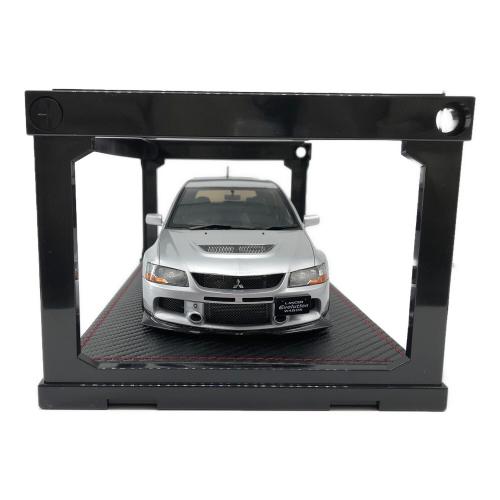 Mitsubishi Lancer Evolution Wagon (CT9W) Silver 1/18スケールミニカー With Engine WEB限定モデル ignition model (イグニッションモデル)