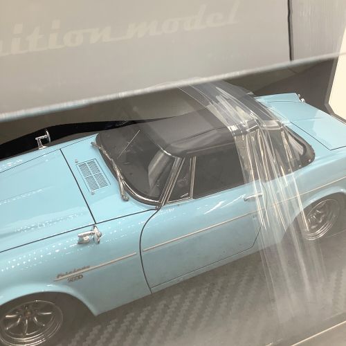 ignition model (イグニッションモデル) 1/18スケールミニカー DATSUN Fairlady 2000 (SR311) LightBlue