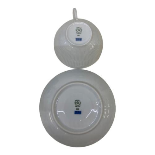 ROYAL COPENHAGEN (ロイヤル・コペンハーゲン) カップ&ソーサー ホワイトフルーテッド・ハーフレース