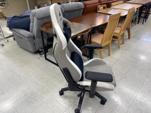 CORSAIR (コルセア) ゲーミングチェア グレー×ホワイト 1人掛け T3 RUSH V2