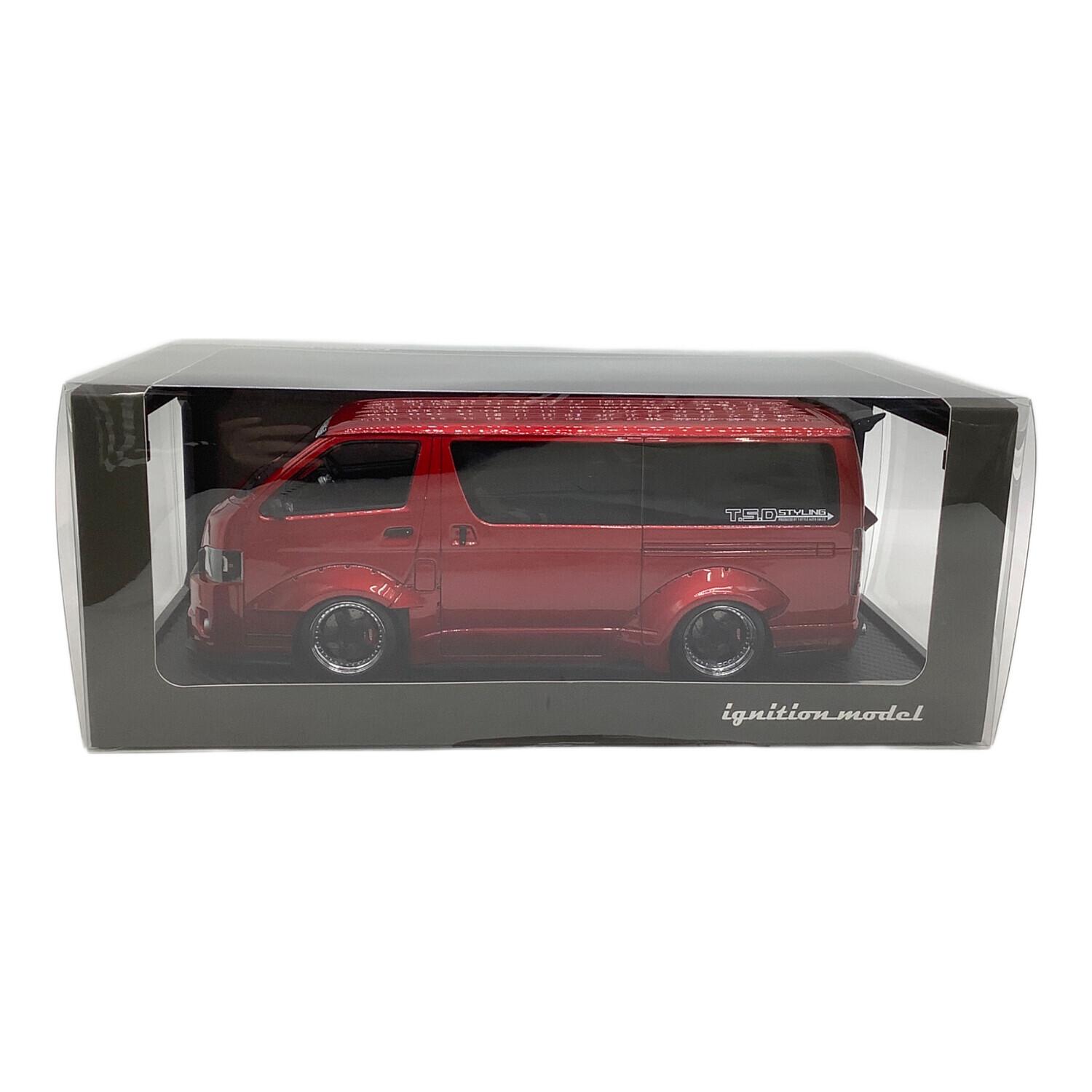 TOYOTA HIACE T・S・D WORKS モデルカー Red Mettalic 1/18スケール