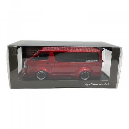 TOYOTA HIACE T・S・D WORKS モデルカー Red Mettalic 1/18スケール