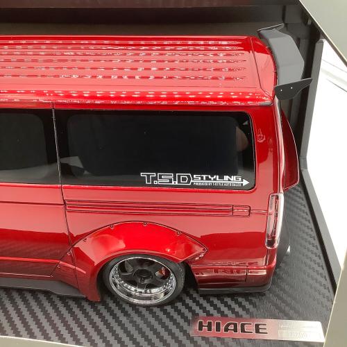 TOYOTA HIACE T・S・D WORKS モデルカー Red Mettalic 1/18スケール