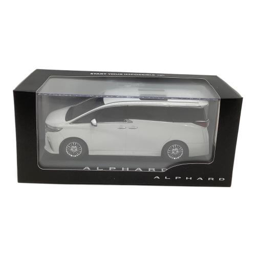TOYOTA ALPHARD ダイキャストカー 1/30スケール 089 ホワイトパールマイカ カラーサンプル 非売品