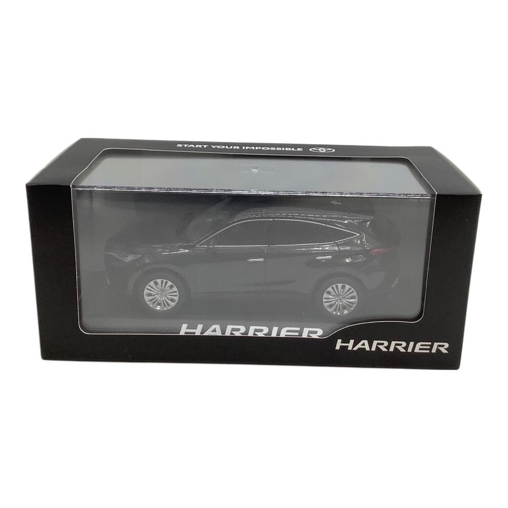 R*可様 HARRIER ハリアー　ミニカー　1/30スケール　ダイキャスト製 TOYOTA HARRIER ダイキャストカー 1/30スケール カラーサンプル 非売品