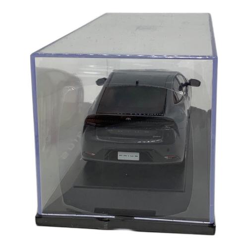 TOYOTA PRIUS ダイキャストカー 1/30スケール カラーサンプル 非売品