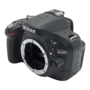 Nikon (ニコン) デジタルカメラ D5200