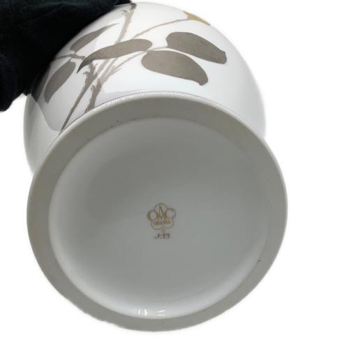 大倉陶園 (オオクラトウエン) 花瓶 金蝕バラ